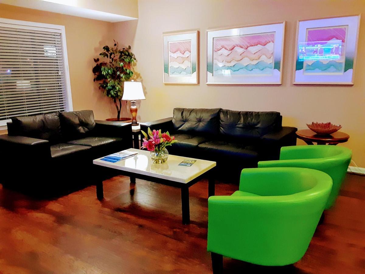 GuestHouse Inn Enumclaw Hotel